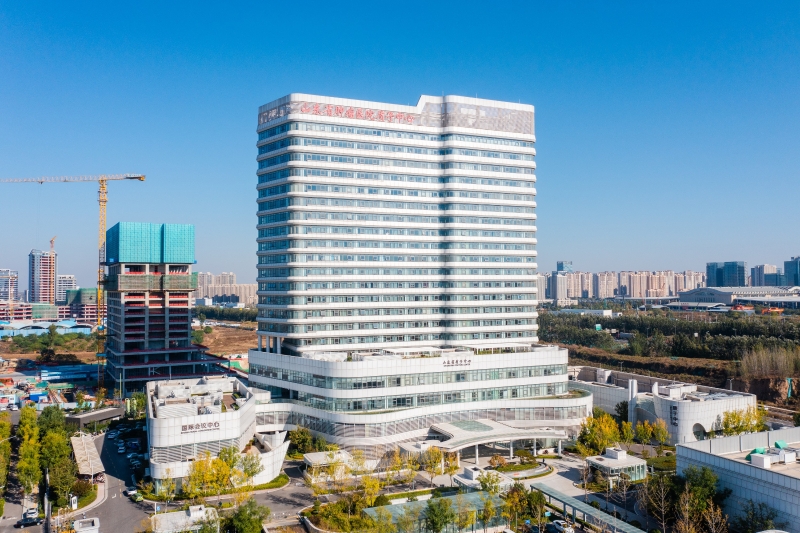 山东省肿瘤医院质子中心.jpg