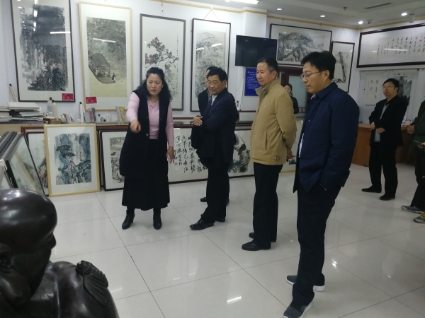 济南市人民政府 文化体育工作 省文化和旅游厅调研督导我市艺术品规范经营示范基地创建工作