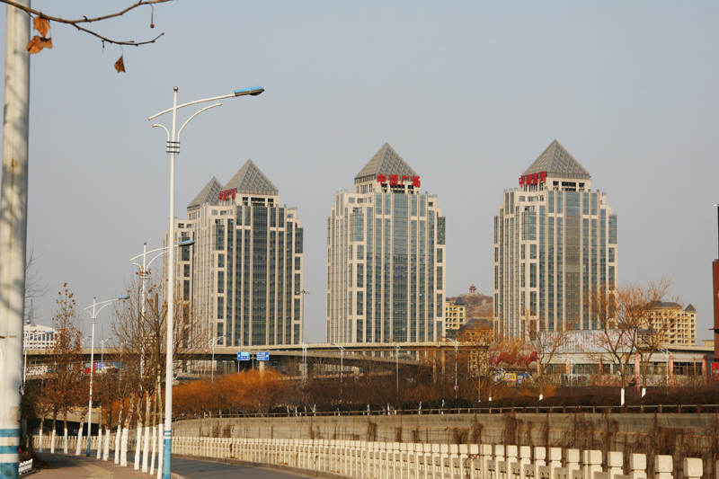 山东济南历下区酒吧_济南历下区财政收入(2)