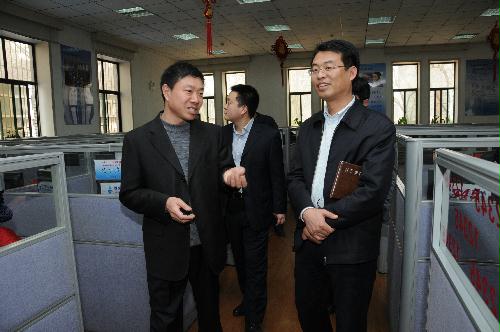 寿光市市长公开电话到我市12345热线参观考察